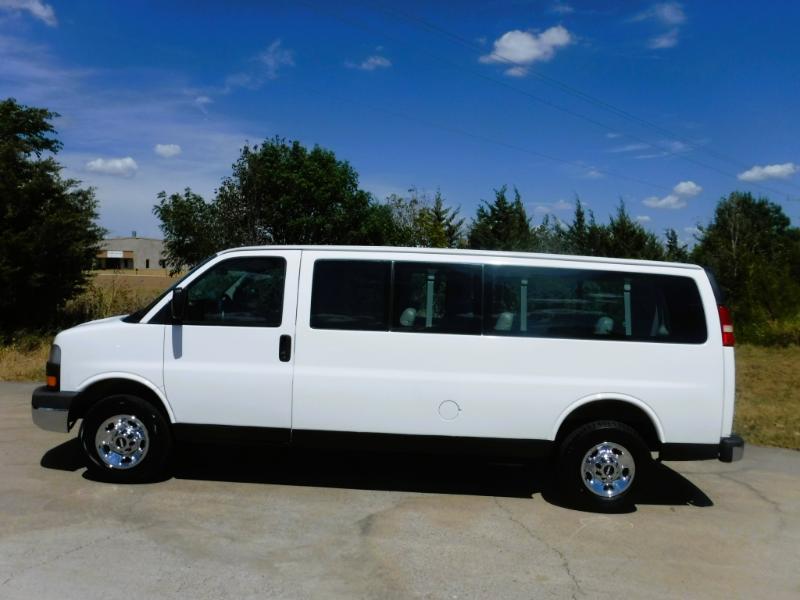 GMC Savana G3500 Extended 2006