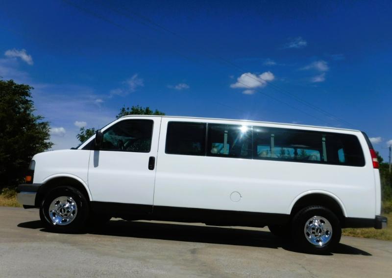 GMC Savana G3500 Extended 2006