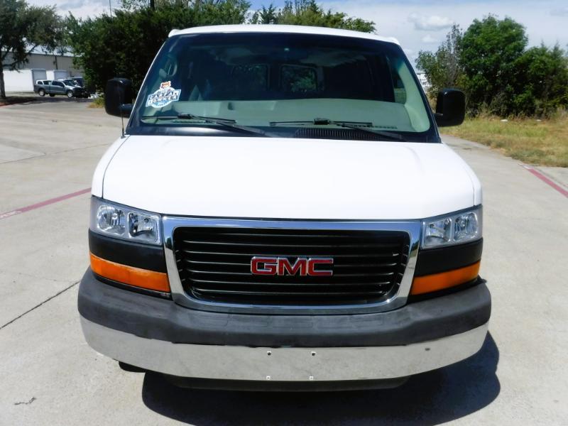 GMC Savana G3500 Extended 2006