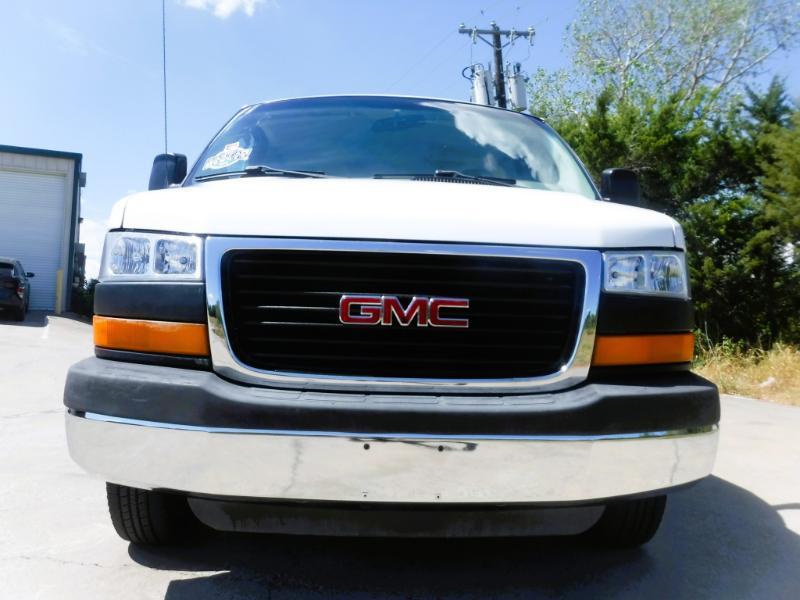GMC Savana G3500 Extended 2006