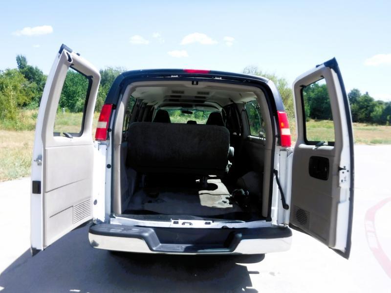 GMC Savana G3500 Extended 2006
