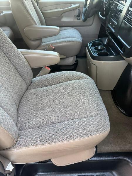 GMC Savana G3500 Extended 2006