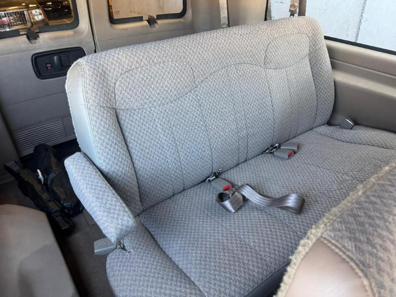 GMC Savana G3500 Extended 2006