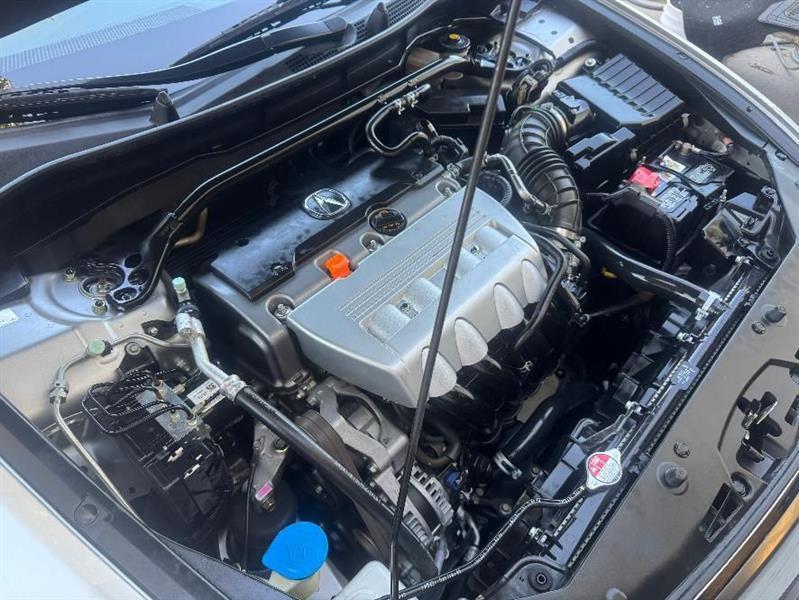 Acura TSX 5-speed AT 2012