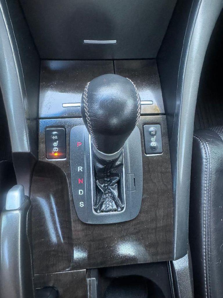 Acura TSX 5-speed AT 2012