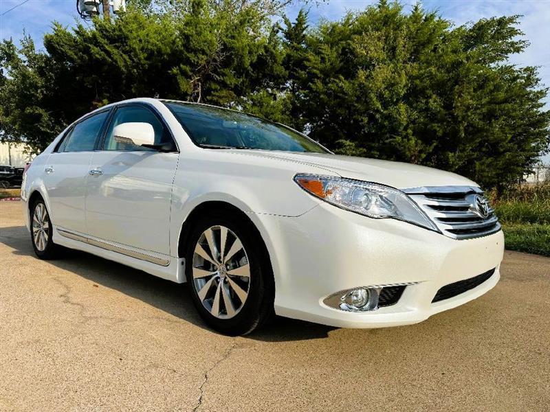 Toyota Avalon Limited 2011