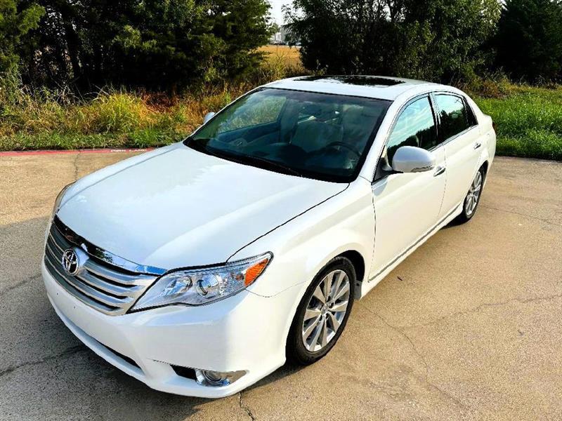 Toyota Avalon Limited 2011