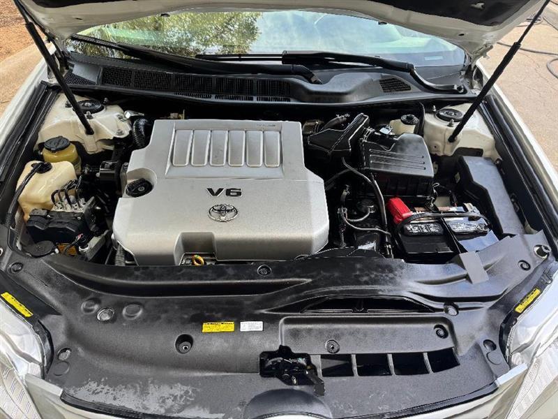 Toyota Avalon Limited 2011