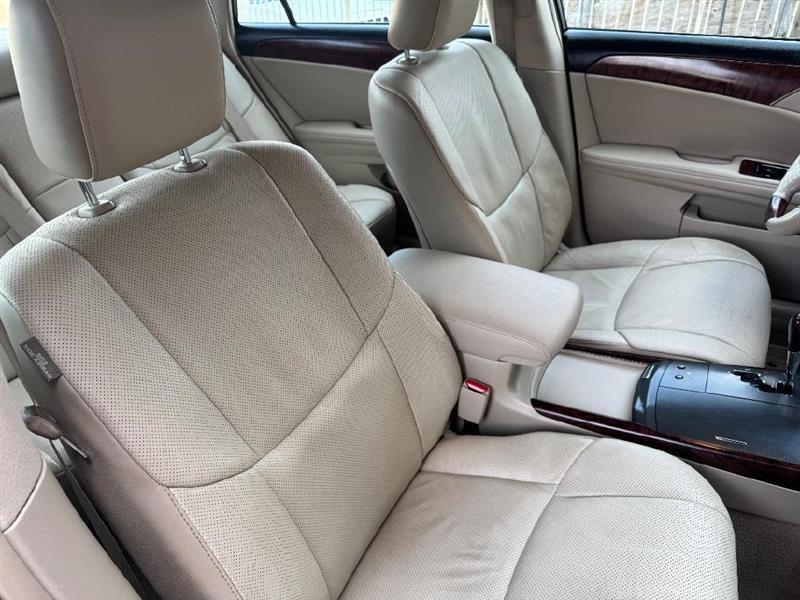 Toyota Avalon Limited 2011