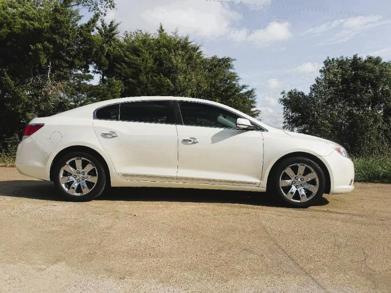 Buick LaCrosse Premium Package 2, w/Leather 2013