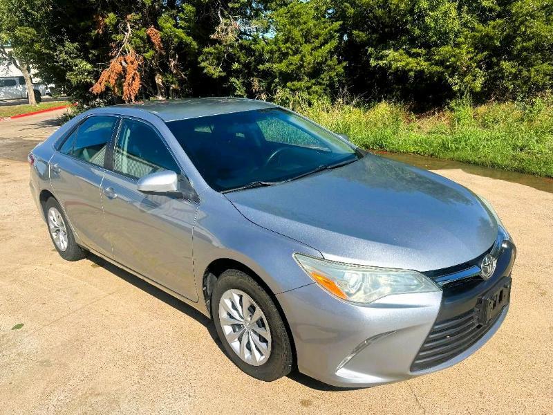 Toyota Camry LE 2015