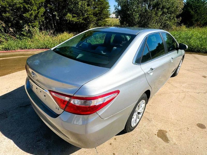 Toyota Camry LE 2015