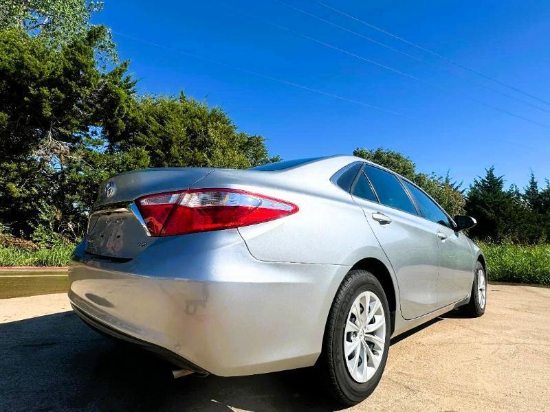 Toyota Camry LE 2015