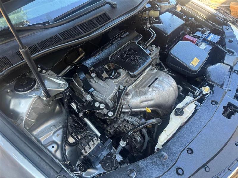 2015 Toyota Camry LE - Photo 21