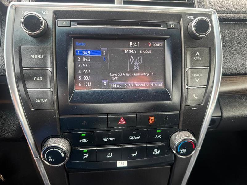 2015 Toyota Camry LE - Photo 34