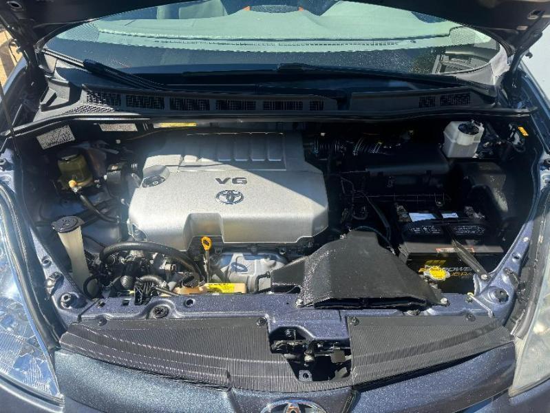 Toyota Sienna XLE FWD 2008