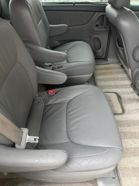 Toyota Sienna XLE FWD 2008