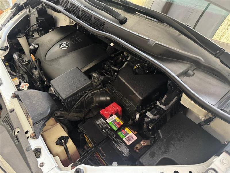 Toyota Sienna XLE Premium 5D Wagon 8 Pass 2018