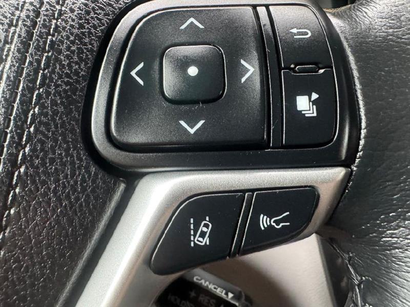 Toyota Sienna XLE Premium 5D Wagon 8 Pass 2018