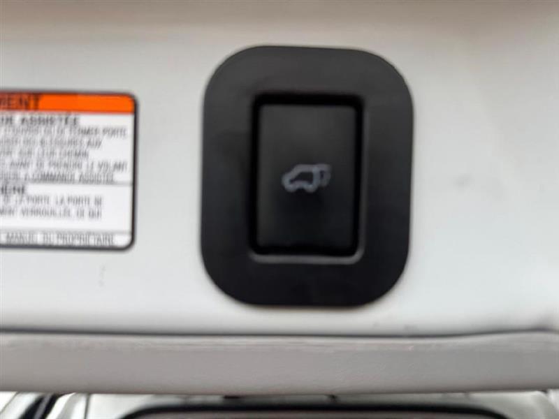 Toyota Sienna XLE Premium 5D Wagon 8 Pass 2018