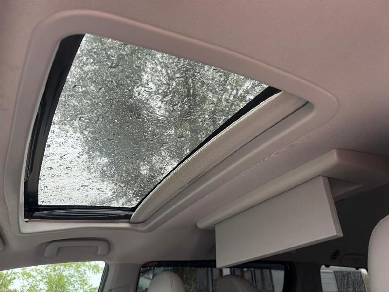 Toyota Sienna XLE Premium 5D Wagon 8 Pass 2018