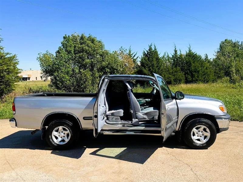 Toyota Tundra SR5 Access Cab 2WD 2002