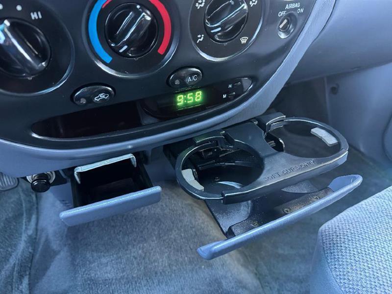 Toyota Tundra SR5 Access Cab 2WD 2002
