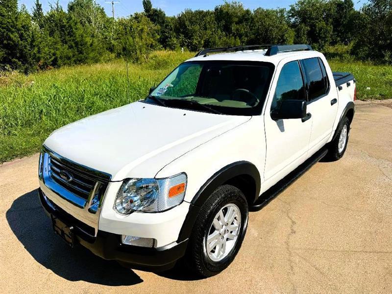 Ford Explorer Sport Trac XLT 4.0L 2WD 2010
