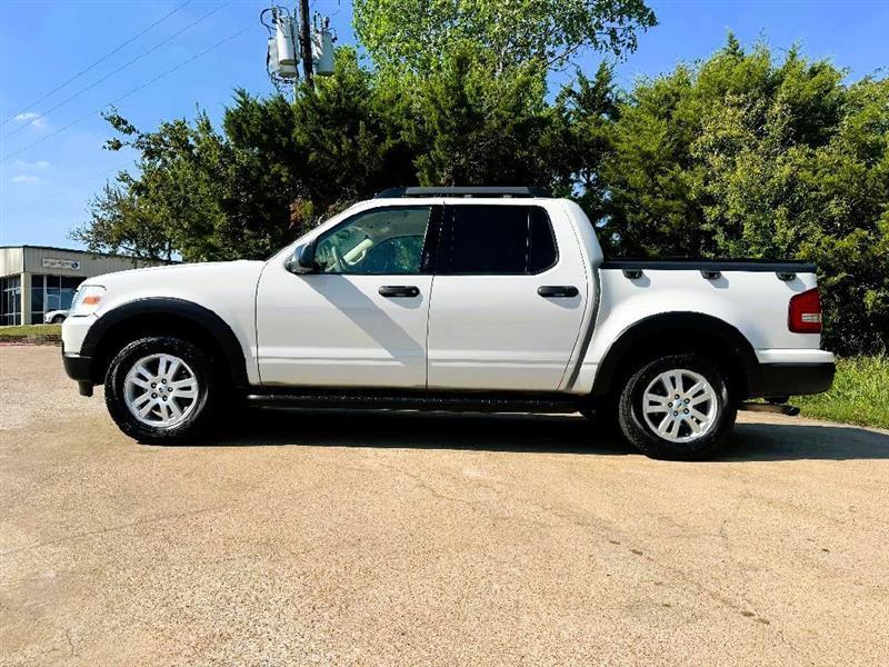 Ford Explorer Sport Trac XLT 4.0L 2WD 2010