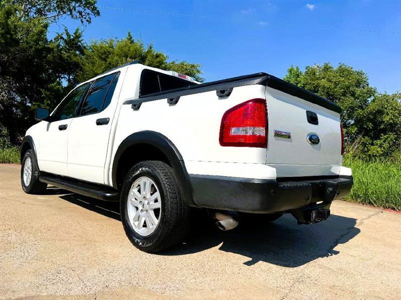 Ford Explorer Sport Trac XLT 4.0L 2WD 2010