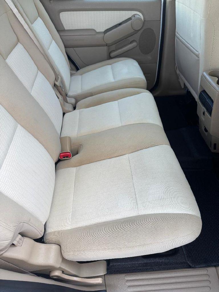 Ford Explorer Sport Trac XLT 4.0L 2WD 2010