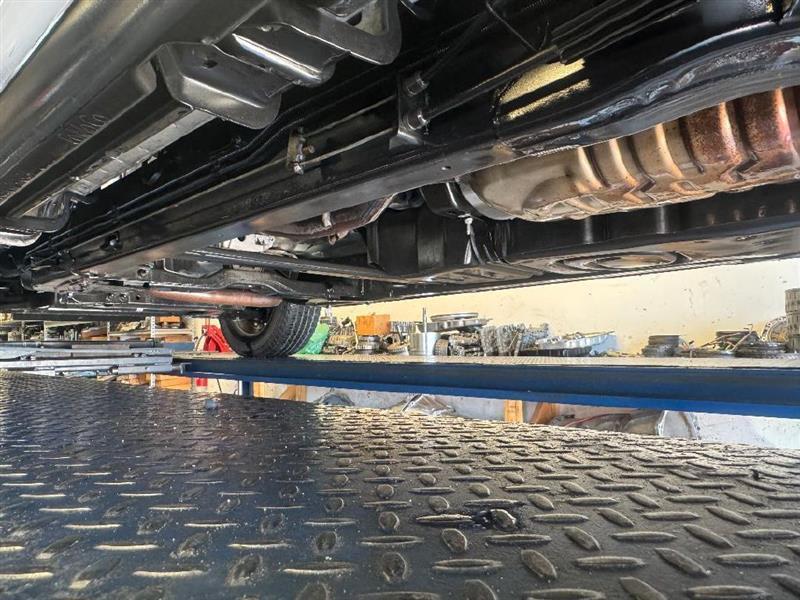 Ford Explorer Sport Trac XLT 4.0L 2WD 2010