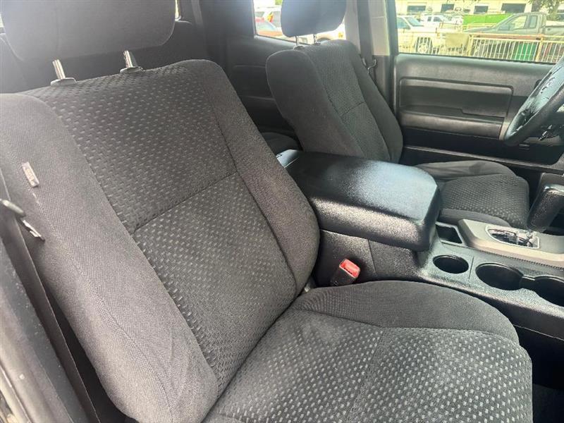 Toyota Tundra Tundra-Grade 5.7L Double Cab 2WD 2013