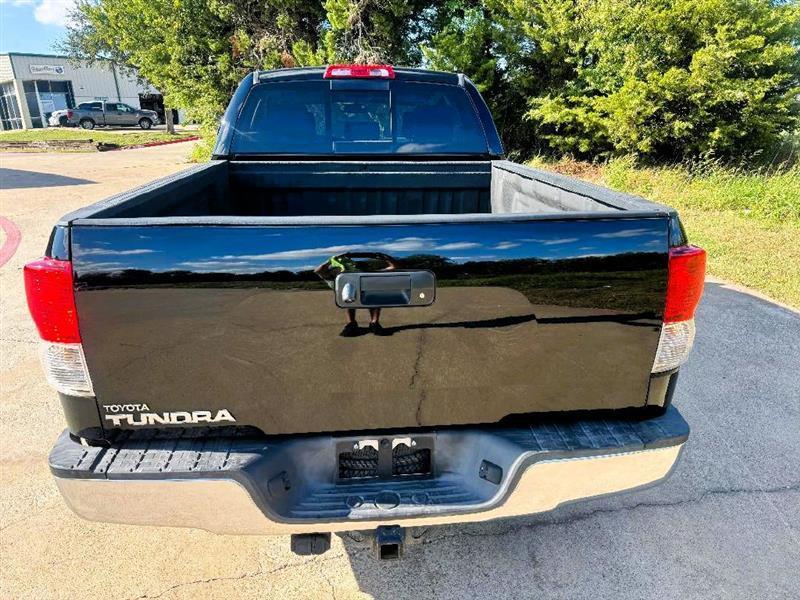 Toyota Tundra Tundra-Grade 5.7L Double Cab 2WD 2013