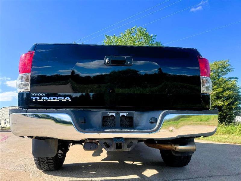 Toyota Tundra Tundra-Grade 5.7L Double Cab 2WD 2013