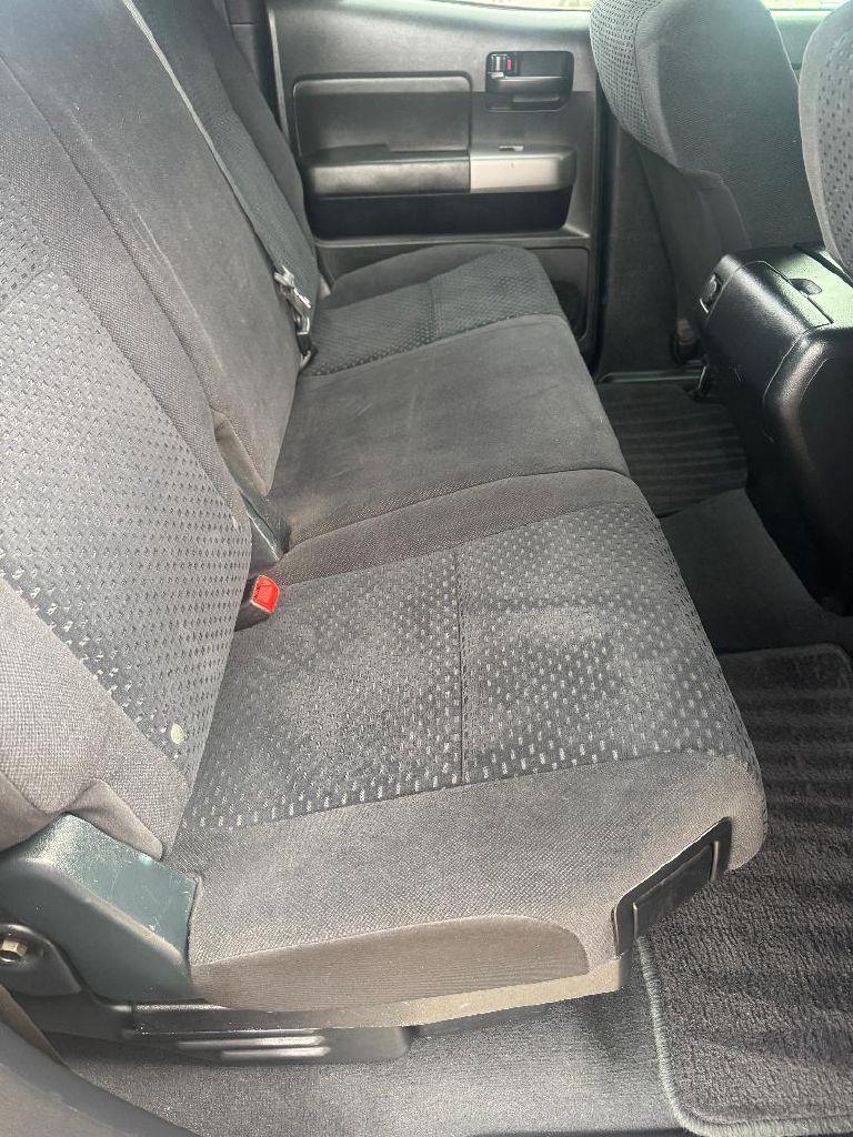 Toyota Tundra Tundra-Grade 5.7L Double Cab 2WD 2013