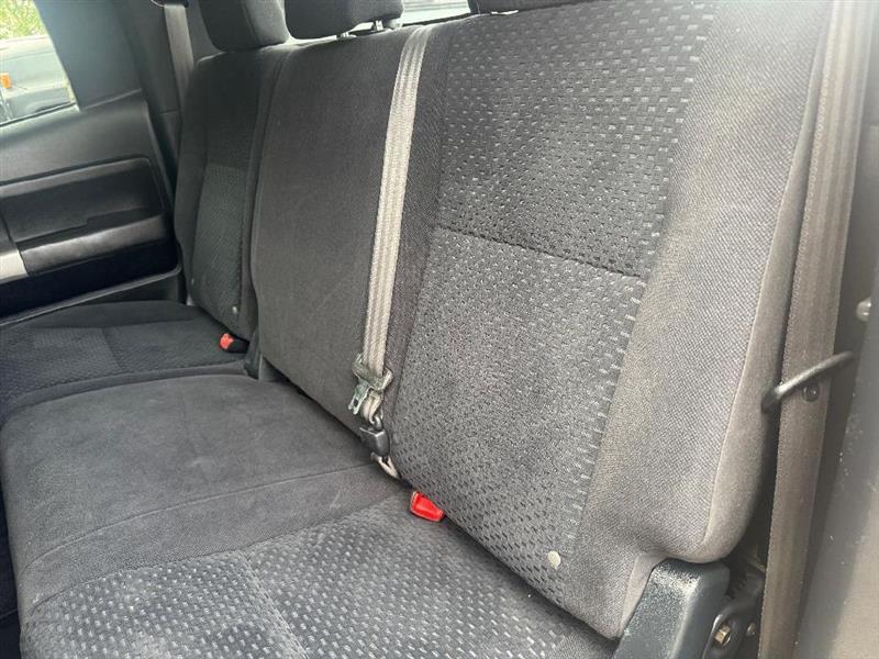 Toyota Tundra Tundra-Grade 5.7L Double Cab 2WD 2013