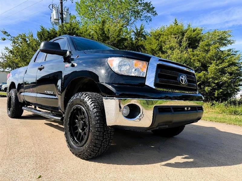 Toyota Tundra Tundra-Grade 5.7L Double Cab 2WD 2013