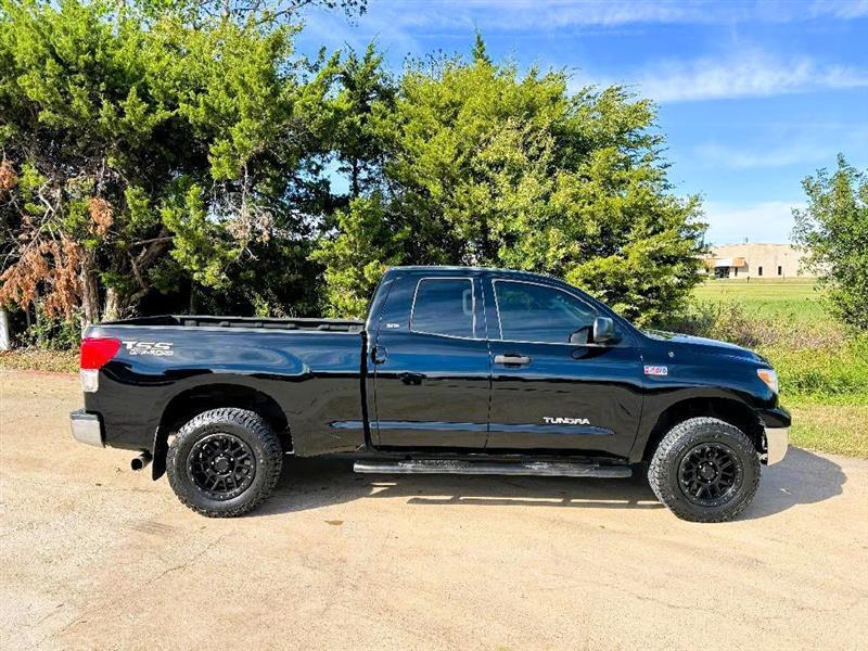 Toyota Tundra Tundra-Grade 5.7L Double Cab 2WD 2013