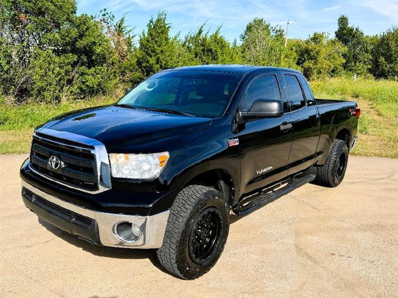 Toyota Tundra Tundra-Grade 5.7L Double Cab 2WD 2013