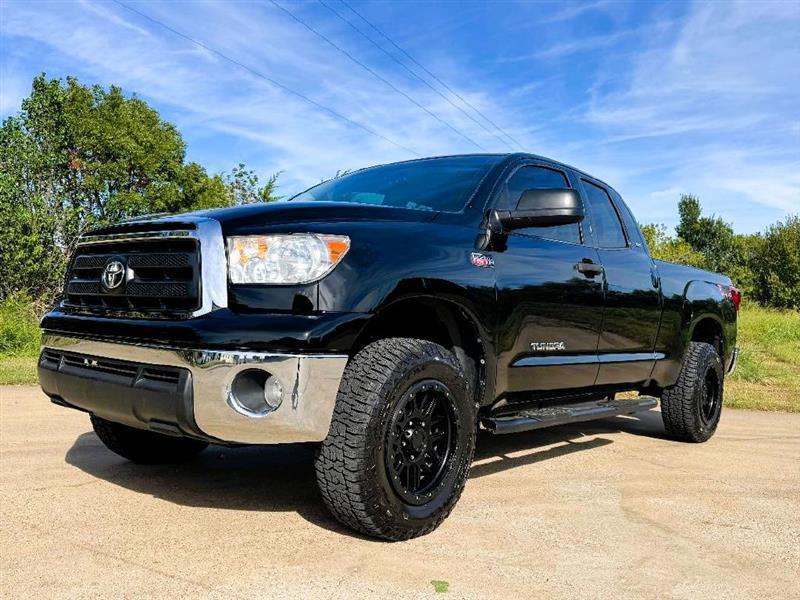 Toyota Tundra Tundra-Grade 5.7L Double Cab 2WD 2013
