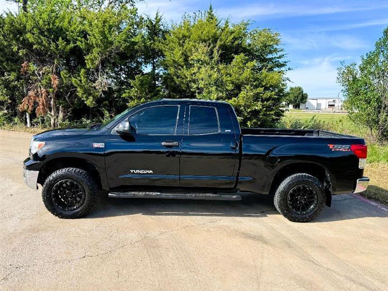 Toyota Tundra Tundra-Grade 5.7L Double Cab 2WD 2013