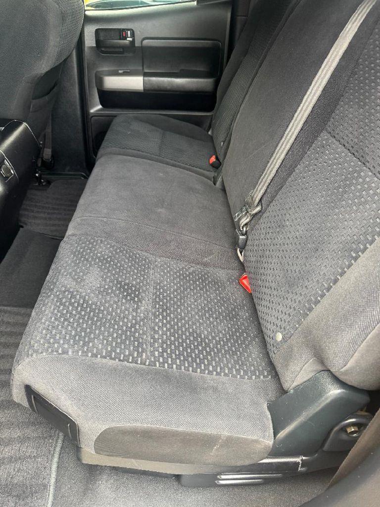 Toyota Tundra Tundra-Grade 5.7L Double Cab 2WD 2013