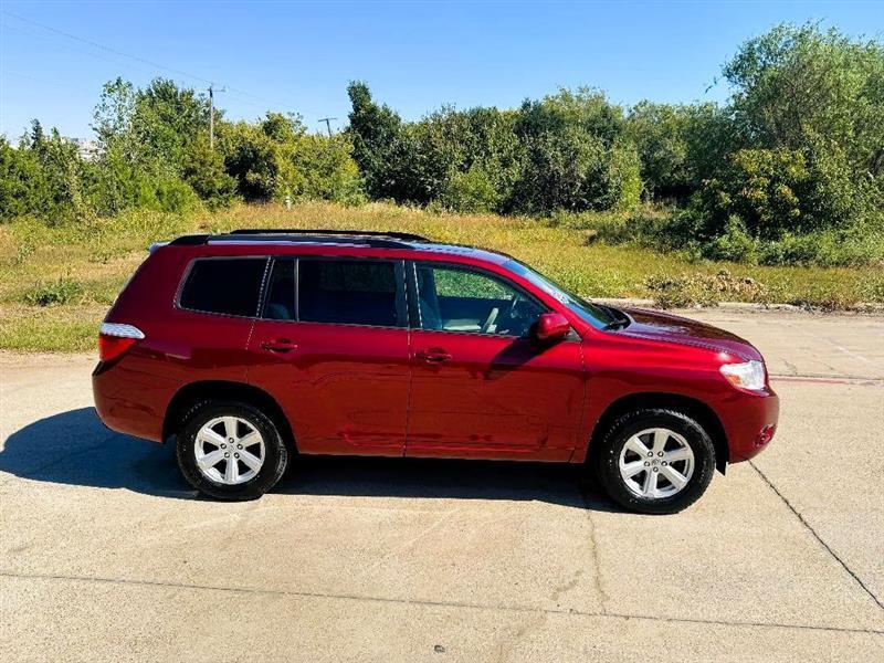 Toyota Highlander SE FWD V6 2010