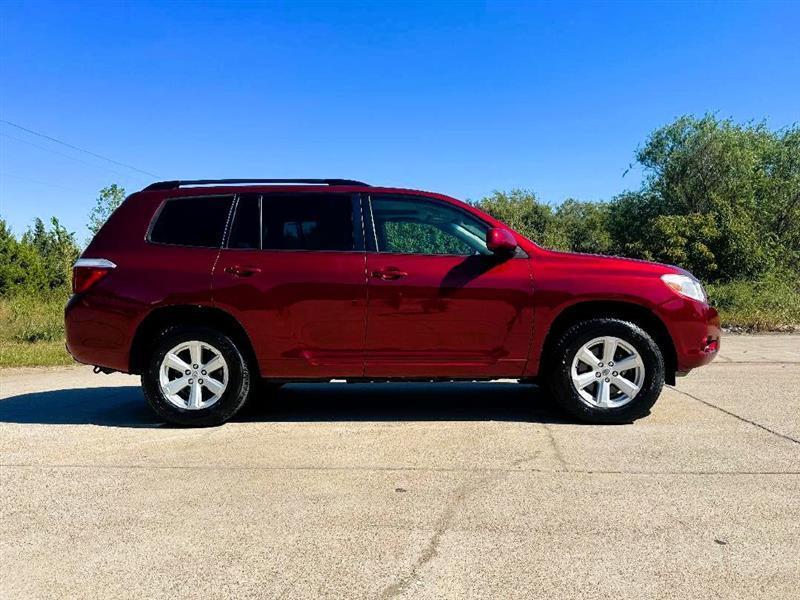 Toyota Highlander SE FWD V6 2010