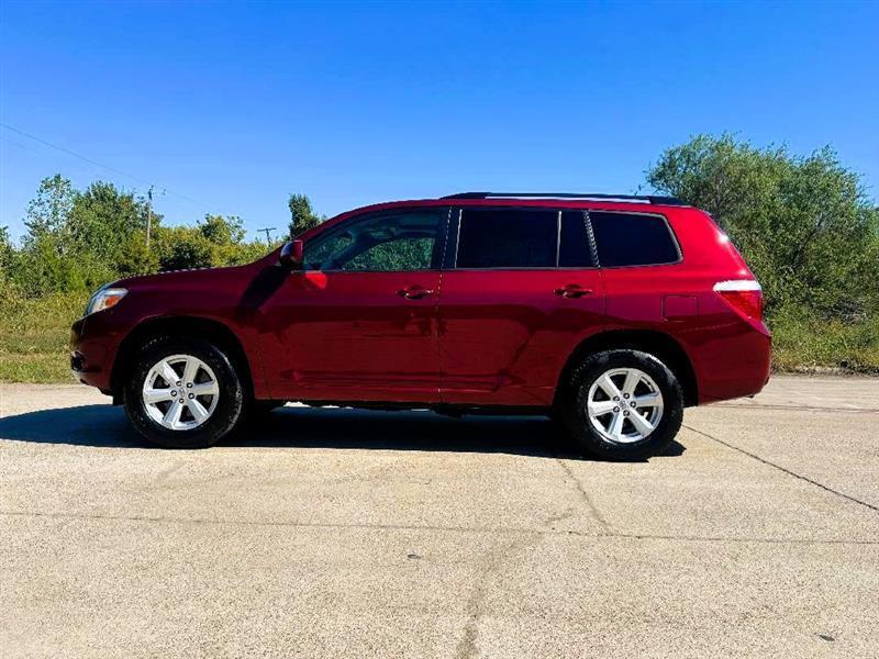 Toyota Highlander SE FWD V6 2010