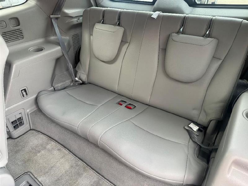 Toyota Highlander SE FWD V6 2010