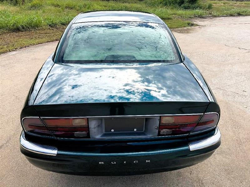 Buick Park Avenue 4dr Sedan 1999