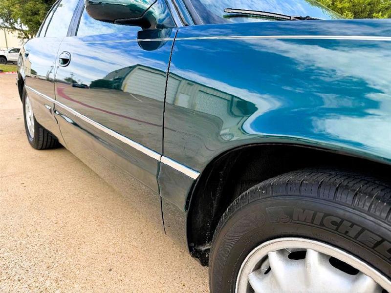 Buick Park Avenue 4dr Sedan 1999