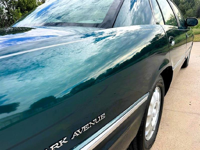 Buick Park Avenue 4dr Sedan 1999